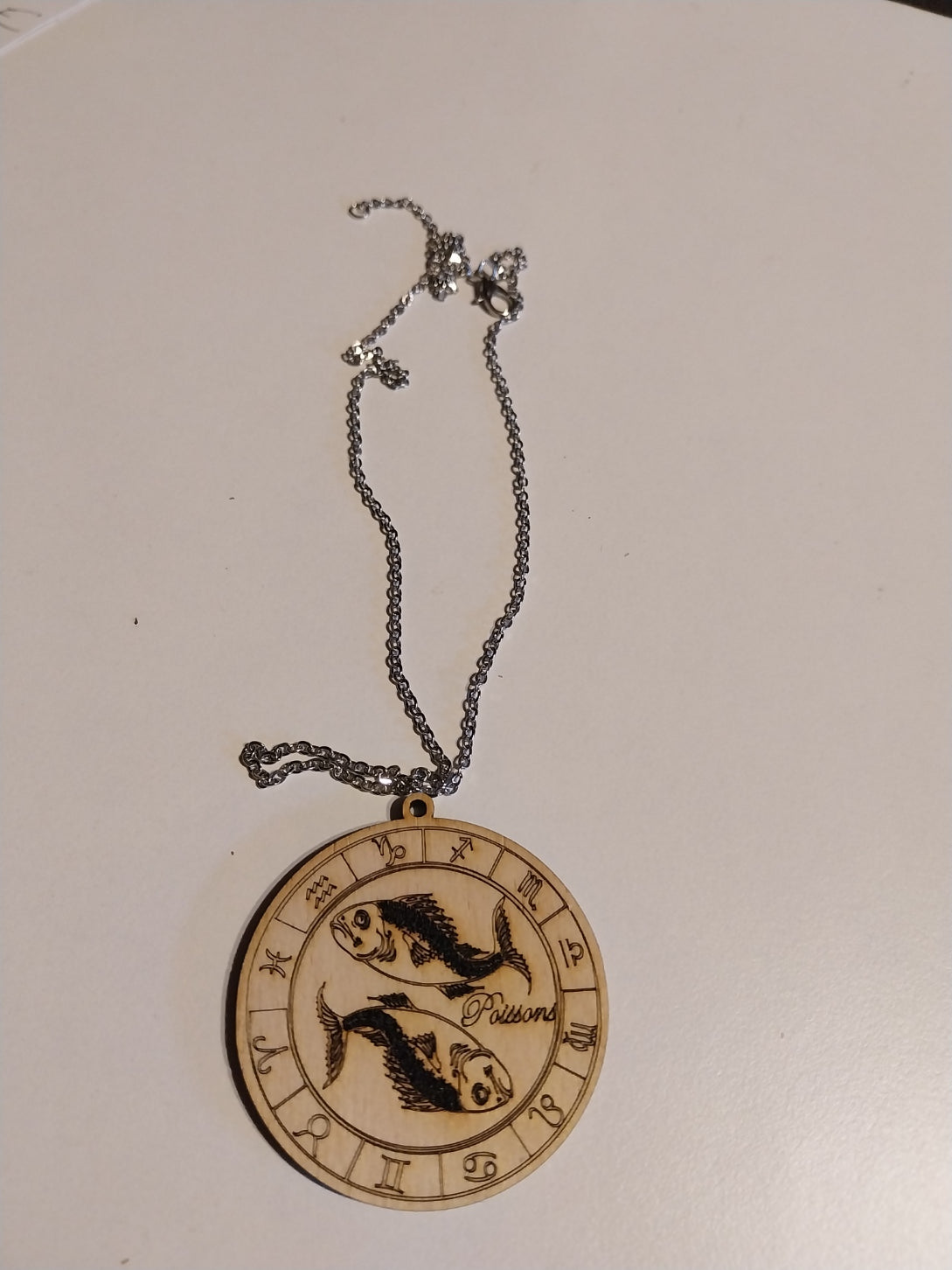 Chaine maille avec pendentif en bois signe zodiacal