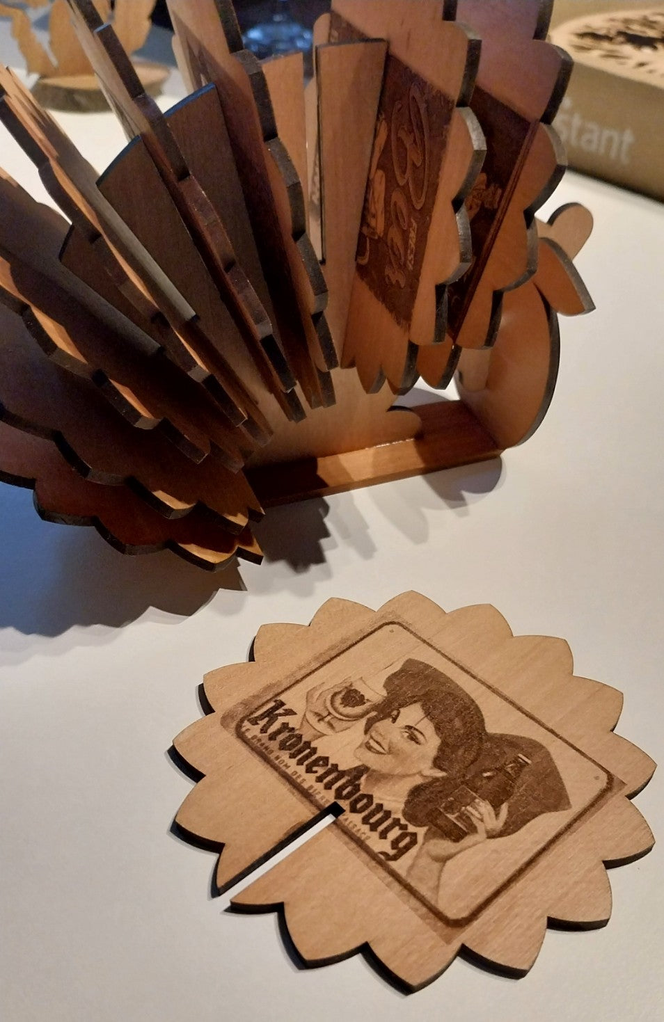 bar - apéritif - dessous de verre en bois